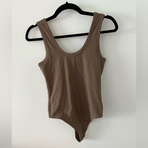 Nuuds Seamless Scoop Tank Bodysuit